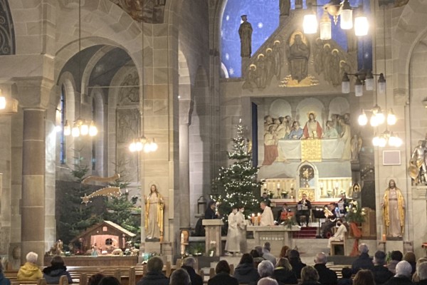 Stephanustag 2021 – Grüne Jäger beim Gottesdienst am zweiten Weihnachtstag