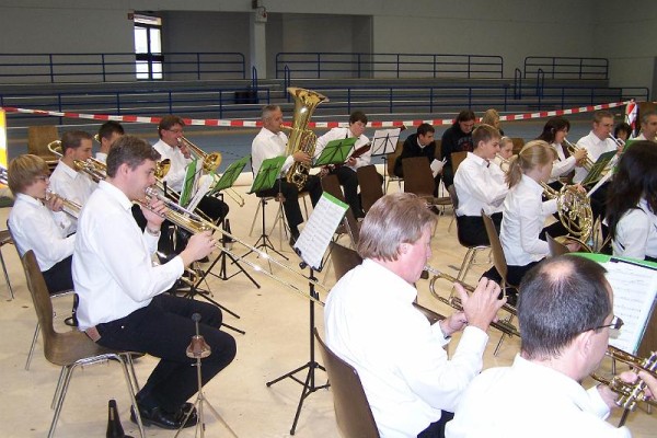 Das Orchester der Grünen Jäger beim Wertungsspiel 2008
